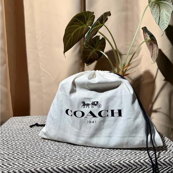 Coach Georgie Saddle Bag in Colorblock Signature Canvas & Rivets - 2021 - EUC - Picture 2 of 16